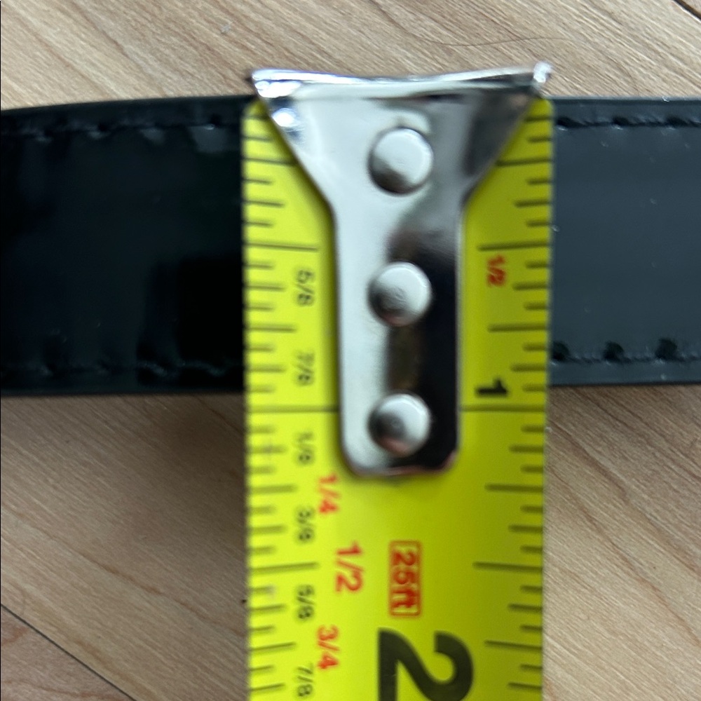 Black Patent Belt with Pearl & Crystal Floral Buckle - Picture 4 of 4